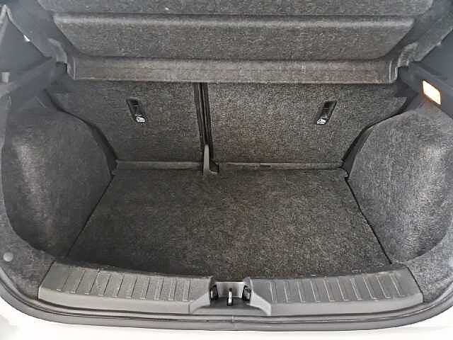 Nissan Micra Micra 5p IG-T 68 kW (92 CV) E6D-F 4x2 Acenta
