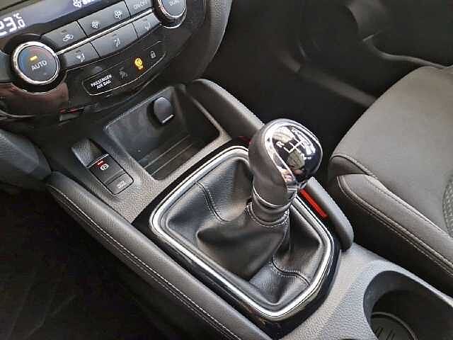 Nissan Qashqai 1.3 DIG-T N-CONNECTA 103KW 140 5P