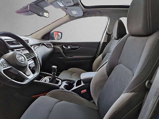 Nissan Qashqai 1.3 DIG-T N-CONNECTA 103KW 140 5P