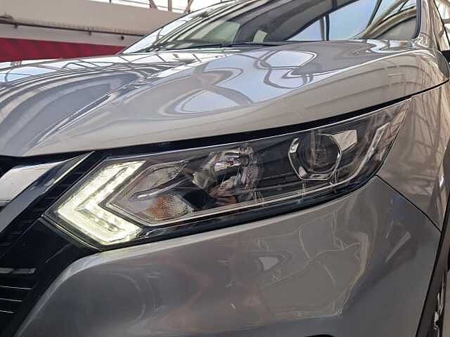 Nissan Qashqai Qashqai 5p DIG-T 103 kW (140 CV) E6D-F 6M/T 4x2 N-Style
