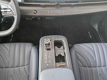 Nissan Ariya BEV 66KWH EVOLVE 22KW CHAR 218 5P Akatsuki Copper + Black