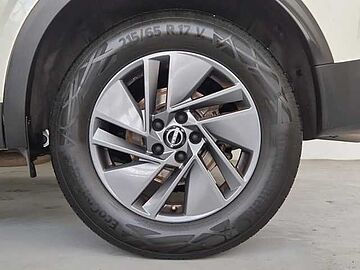 Nissan Qashqai Nuevo Qashqai 5p DIG-T E6D 103 KW (140 CV) mHEV 12V 6M/T 4x2 Acenta Blanco