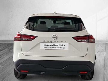Nissan Qashqai Nuevo Qashqai 5p DIG-T E6D 103 KW (140 CV) mHEV 12V 6M/T 4x2 Acenta Sapporo White