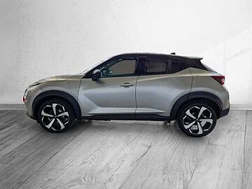 Nissan Juke Juke 5p 1.0 DIG-T 84 kW (114 CV) E6D-F 6 M/T Tekna Diam. Silver + Midnight Black