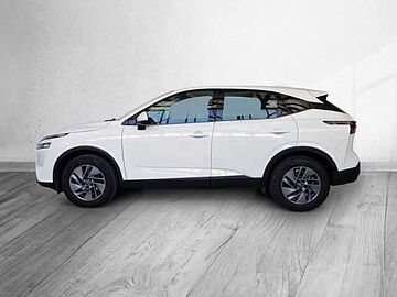 Nissan Qashqai Nuevo Qashqai 5p DIG-T E6D 103 KW (140 CV) mHEV 12V 6M/T 4x2 Acenta Sapporo White