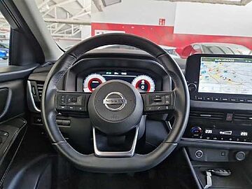 Nissan Qashqai Nuevo Qashqai 5p DIG-T E6D 103 KW (140 CV) mHEV 12V 6M/T 4x2 N-Connecta Magnetic Blue + Midnight Black