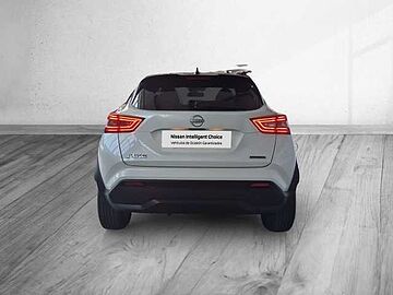 Nissan Juke Juke 5p 1.6 Hybrid 105 kW (143 CV) E6D-F Auto N-Connecta Lunar White + Midnight Black